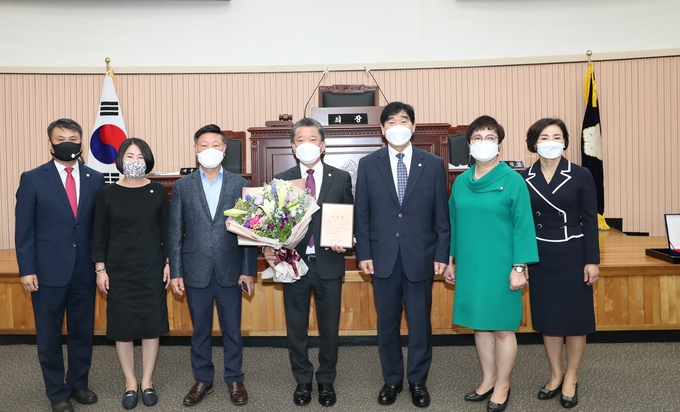 구리시의회 장진호 의원이 ‘경기도동부권시·군의장협의회 의정활동 최우수 의원’으로 선정됐다.(사진=구리시의회 제공)