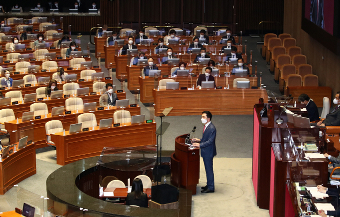 국민의힘 김기현 원내대표가 9일 서울 여의도 국회에서 열린 제391회 국회(정기회) 제3차 본회의에서 교섭단체 대표연설을 하고 있다. 사진= 연합뉴스 