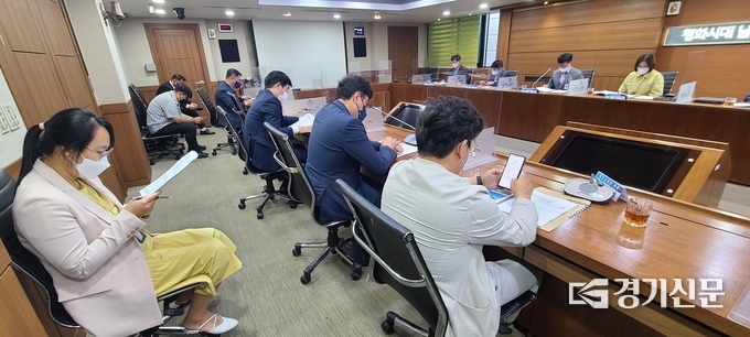 포천시청 시정회의실에서 당정협의회가 열리고 있다. (사진=문석완 기자)