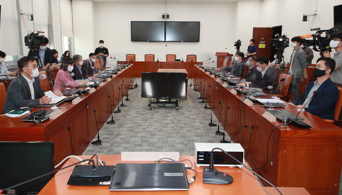 26일 서울 여의도 국회에서 언론중재법 8인 협의체 회의가 열리고 있다. (사진=국회사진기자단/연합뉴스)