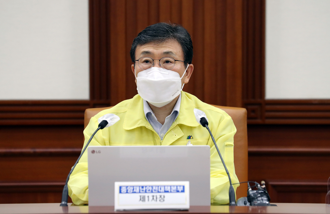 중대본 회의 주재하는 권덕철 보건복지부 장관 (사진=연합뉴스/자료사진)