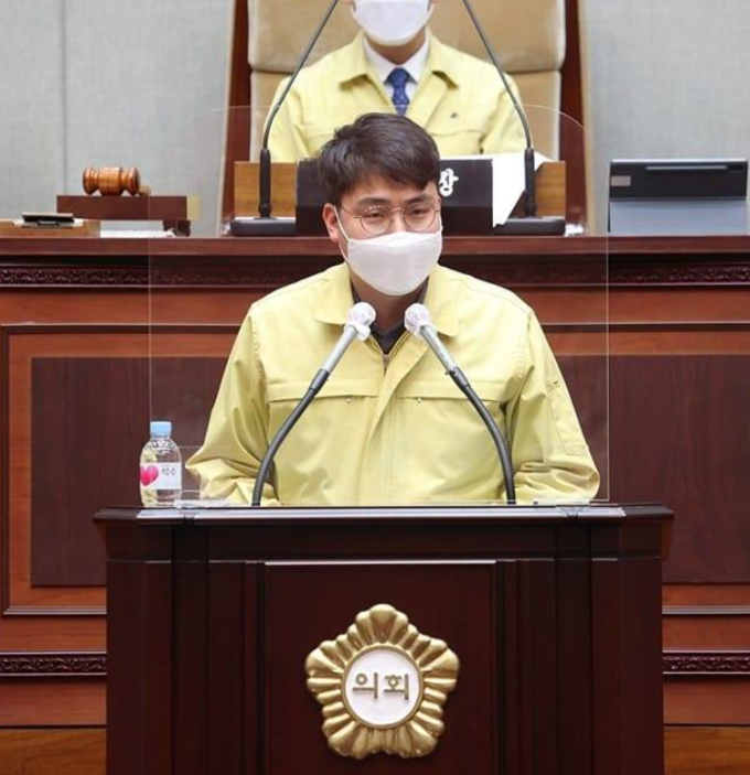 홍헌영 시흥시의회 의원. (사진=홍 의원 페이스북 캡처)
