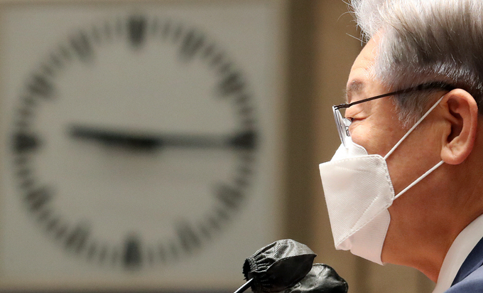 이재명 대선 후보가 15일 오전 서울 국회에서 열린 더불어민주당 의원총회에 참석해 발언하고 있다. 사진= 연합뉴스 
