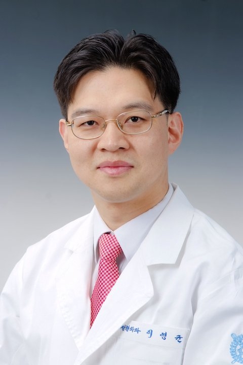 분당서울대학교병원 정형외과 이영균 교수. (사진=분당서울대병원 제공)