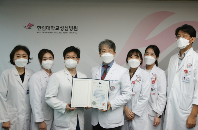 한림대학교성심병원, 2021년 자살예방의 날 보건복지부장관 표창 수상했다. (사진=한림대학교성심병원 제공)
