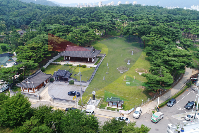 영일정씨 묘소 전경. ( 사진 = 연수구 제공 )