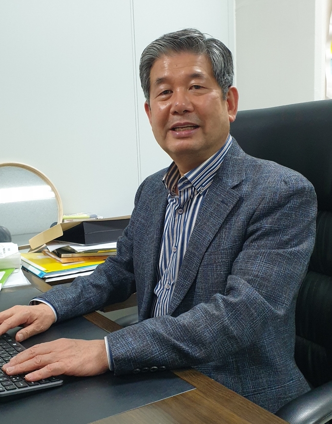 최계운 인천탄소중립포럼 상임대표. ( 사진 = 인천대 제공 )