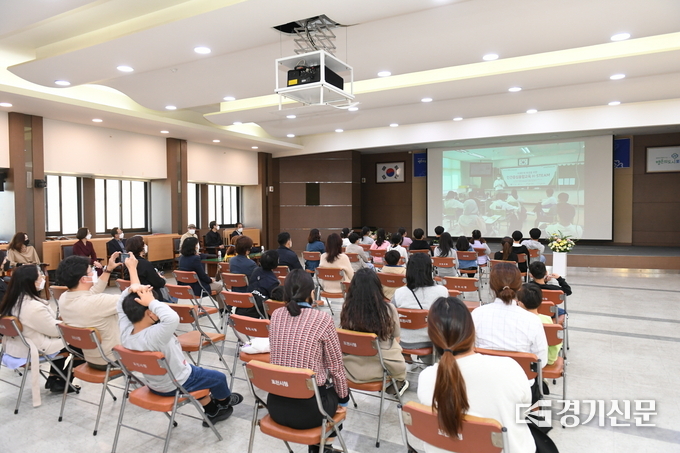 포천시청 대회의실에서 시상식이 열리고 있다. (사진=포천시 제공)