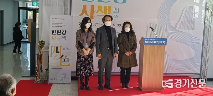 왼쪽부터 최빈아 작가, 윤희철 교수, 이경옥 작가. (사진=문석완 기자)