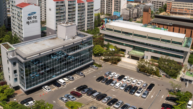 인천 남동구 만수동 1090번지에 있는 인천도시공사 사옥. 오른쪽이 본관, 왼쪽이 별관이다. ( 사진 = 인천도시공사 제공 )