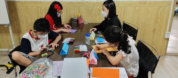 남양주시는 지난 6월부터 청소년안전망의 일환으로 2021년‘청소년안전지대 집단프로그램’을 새롭게 진행하고 있다.(사진=남양주시 제공)