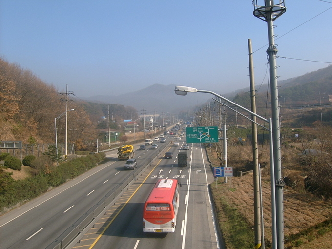 갈현동을 관통하는 3번 국도. (사진=성남학연구소 제공)