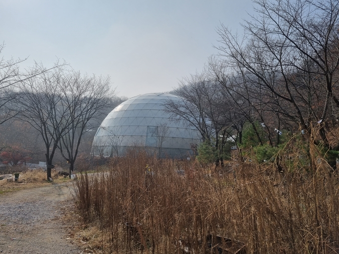 남양주시가 도서관 건립을 추진 중인 예정부지 입구 전경. (사진=이화우 기자)
