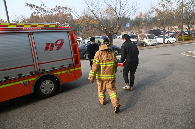 환자 이송 소방합동훈련 모습. (사진=화성도시공사 제공)