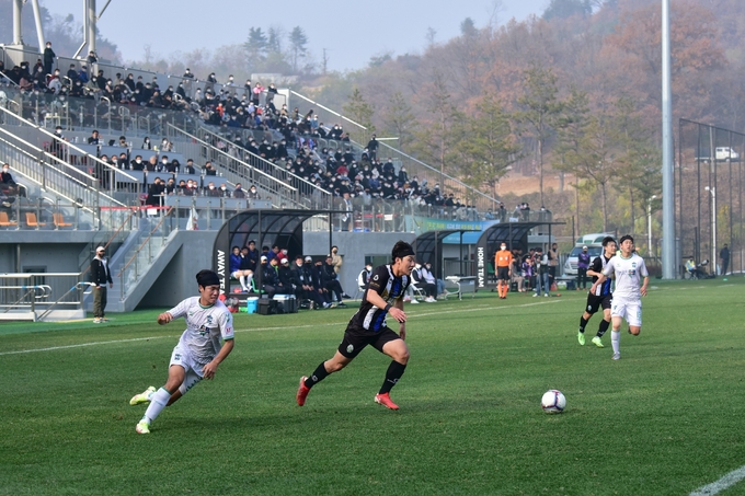김포시 솔터축구장에서 치른 김포FC와 목포FC의 경기에서 김포가 2-0으로 승리했다. (사진=김포FC 제공)