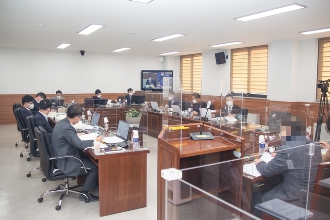 코로나19 확진자인 남양주시 간부가 출석했던 남양주시의회 행정사무감사장.(사진=남양주시의회 제공)