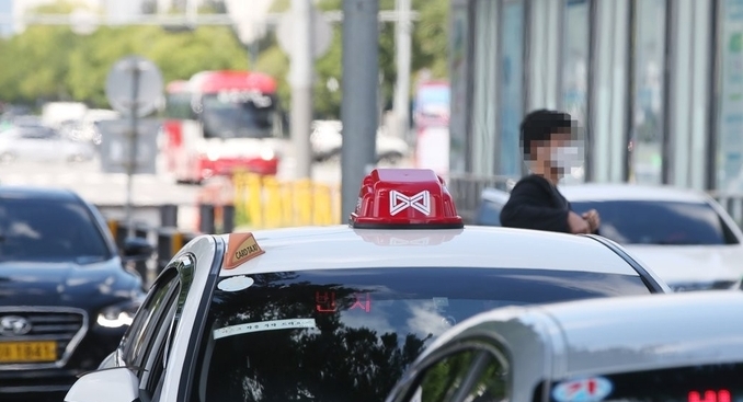 공공택시호출앱 리본택시가 지난해 9월 전라도 광주부터 서비스를 시작했다. (사진=연합뉴스)