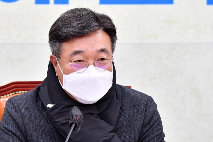 더불어민주당 윤호중 원내대표가 7일 오전 국회에서 열린 원내책회의에서 발언하고 있다. (사진=국회사진기자단/연합뉴스)