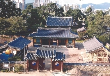 광주향교(2000년대 초반 동재 복원공사 모습). (사진=성남학연구소 제공)