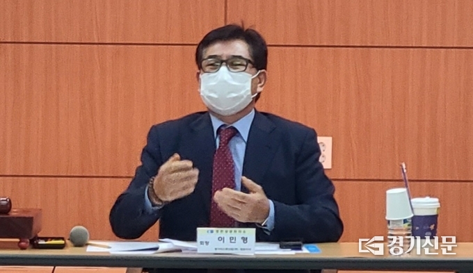 이민현 회장이 개회사를 하고 있다. (사진=문석완 기자)