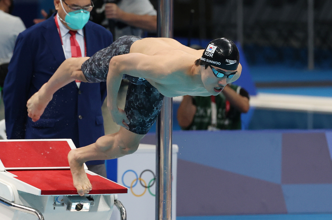 쇼트코스 개인혼영 100m 한국 신기록을 세운 황선우. (사진=연합뉴스 자료사진)