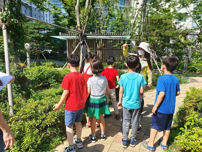 광명시 써밋플레이스 다함께돌봄센터가 보건복지부 장관상을 수상했다.(사진=광명시 제공)