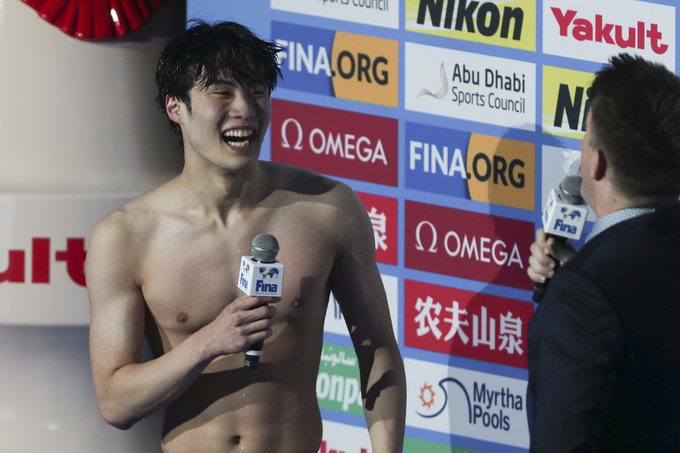 수영 쇼트코스 세계선수권 자유형 200m 금메달 황선우. (사진=AP/연합뉴스)