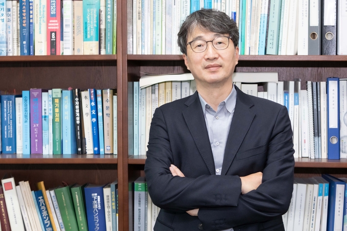 황용우 인하대학교 환경공학과 교수. ( 사진 = 인하대 제공 )