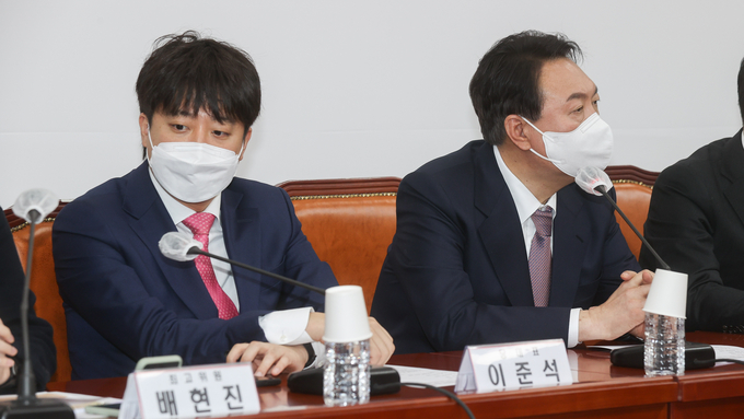 윤석열 대선후보와 이준석 대표 (사진=국회사진기자단/연합뉴스)