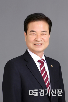 최춘식 국회의원.