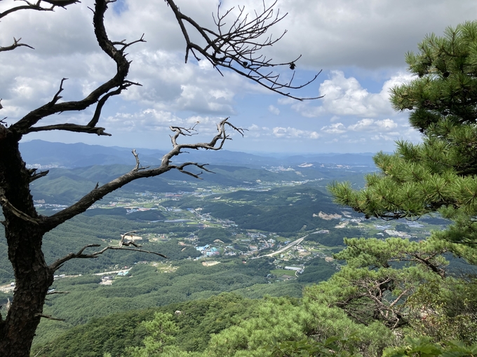 운악산에서 내려다 본 화현면. (사진=포천시 제공)