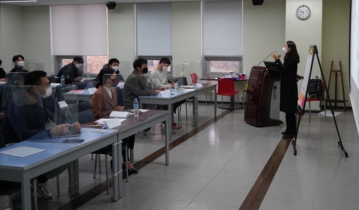 파주교육지원청 초등교육과정 담당부장 워크숍이 진행되고 있다.(사진=파주교육지원청 제공)