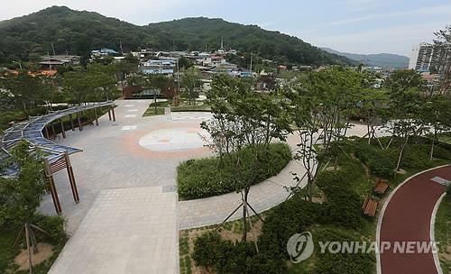 수변공원 들어선 동두천 캠프 님블 (사진=연합뉴스 자료사진)
