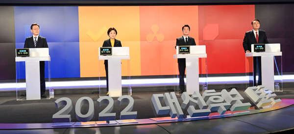 11일 한국기자협회 주최로 열린 2차 대선후보 TV토론이 진행됐다. (사진=연합뉴스 제공)