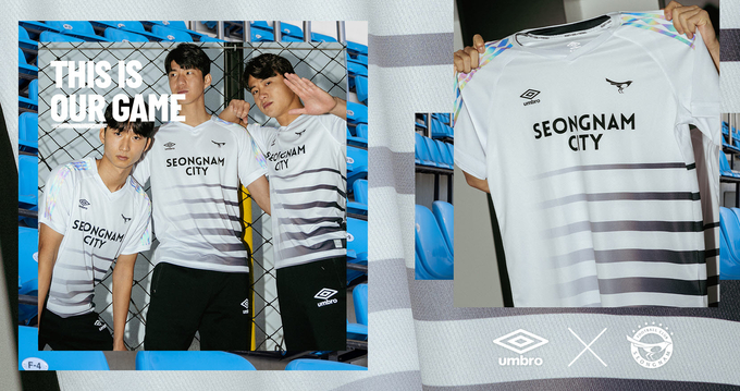 프로축구 성남FC가 12일 2022시즌 선수들이 착용할 유니폼을 공개했다. 왼쪽부터 어웨이 유니폼을 입고 있는 최지묵, 김민혁, 박수일. (사진=성남FC 제공)