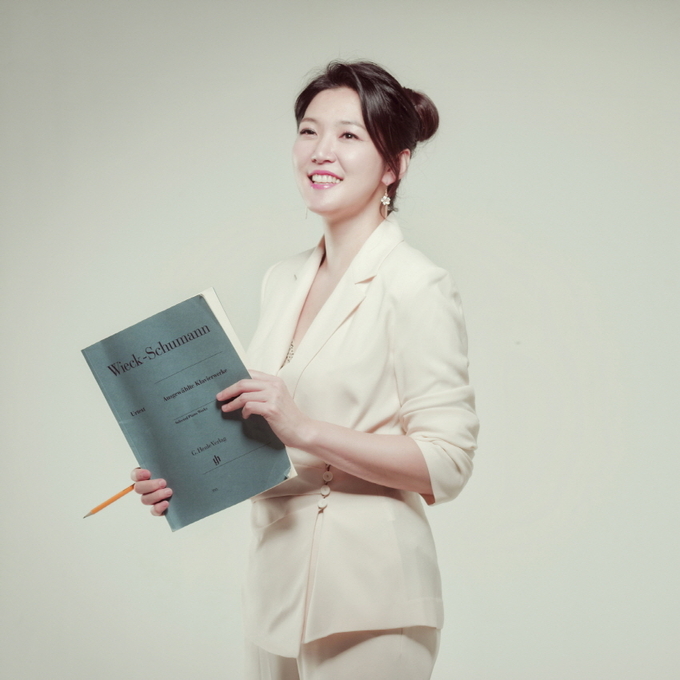 피아니스트 안인모. ( 사진 = 인천시 제공 )
