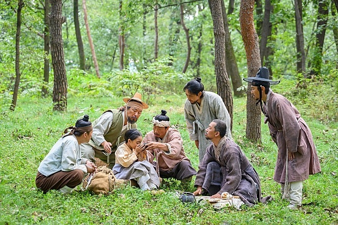 영화 '광대: 소리꾼' 스틸컷. (사진=리틀빅픽처스, 트윈플러스파트너스㈜ 제공)
