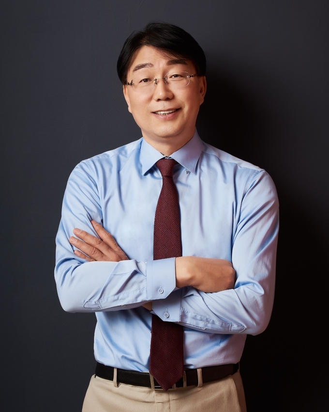 제8회 전국동시지방선거 수원시장 선거 예비후보자 강경식 국민의힘 경기도당 부위원장. (사진=본인 제공)