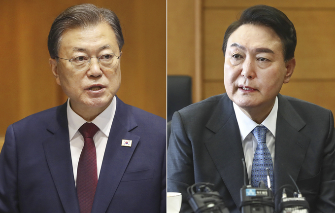 문재인 대통령(왼쪽), 윤석열 대통령 당선인 (사진=연합뉴스 제공/자료사진)