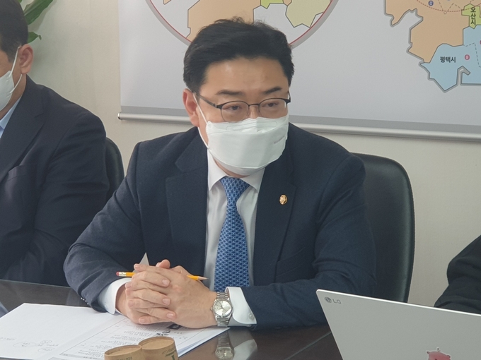 김성원 국민의힘 경기도당위원장은 31일 국민의힘 경기도당에서 기자들과 간담회를 가졌다. (사진=국민의힘 경기도당 제공) 