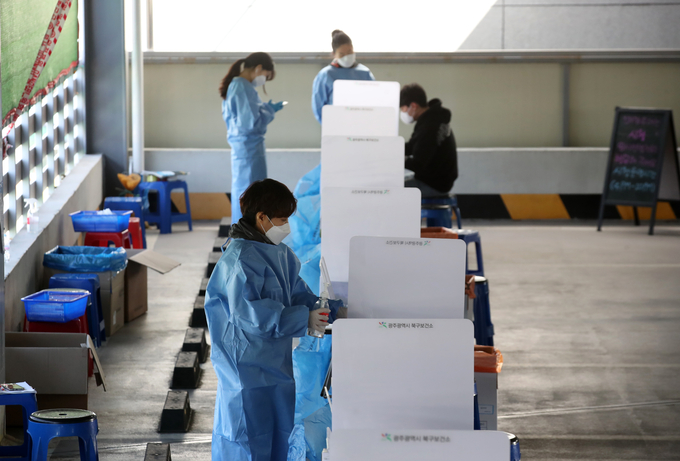 한산한 신속항원검사소 (사진=연합뉴스)