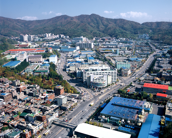 상대원1동파출소 앞 삼거리 2공단 전경. (사진=성남학연구소 제공)