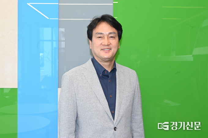 더불어민주당 경기지사 경선 후보인 안민석 의원이 ‘김대훈의 뉴스토크’에 출연했다. (사진=경기신문DB)