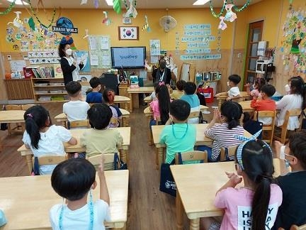 찾아가는 영어교육 현장 모습(사진=파주시 제공)