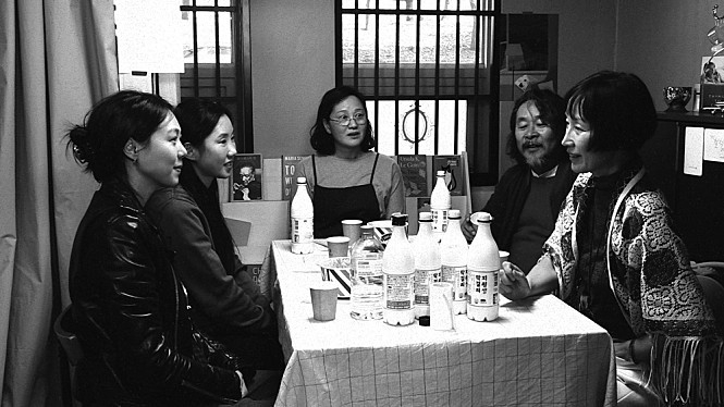 영화 '소설가의 영화' 스틸컷. (사진=(주) 영화제작전원사 , 콘텐츠판다 제공)