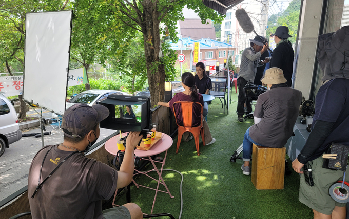 사랑의 고고학 촬영 모습. (사진=성남문화재단 제공)