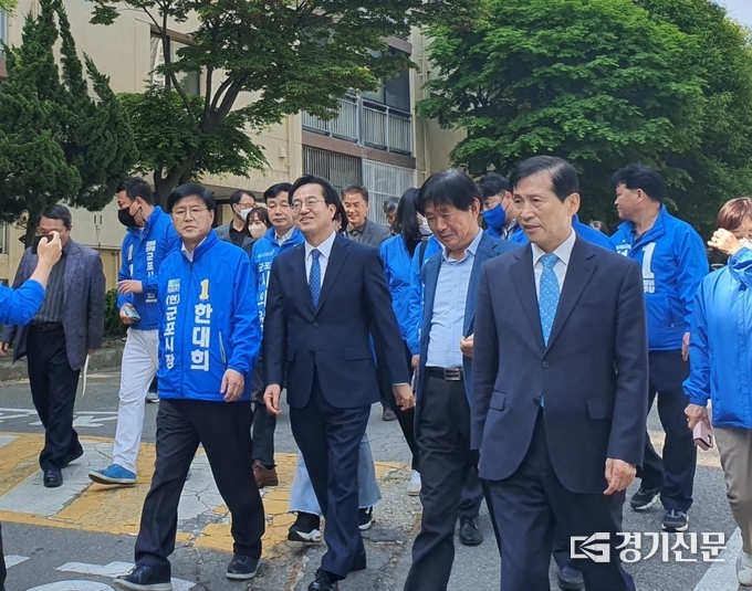 김동연 더불어민주당 경기지사 후보가 2일 “일관되고 현실적인 정책을 마련해 경기도민이 집값 걱정 없이 살아갈 수 있도록 만들겠다”며 ‘1·3·5 부동산 정책’ 실천을 위한 공약을 제시했다. (사진=박이선 수습기자)