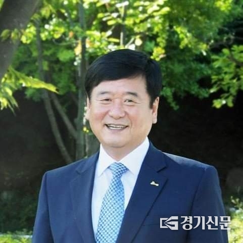 최용덕 후보가 공천 탈락 후 중앙당이 재심청구를 받아들여 경선에 참여하게 되었다. (사진=동두천시 제공)
