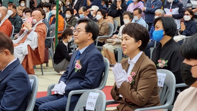 김동연 더불어민주당 경기지사 후보와 김은혜 국민의힘 경기지사 후보 (사진=허수빈 기자)