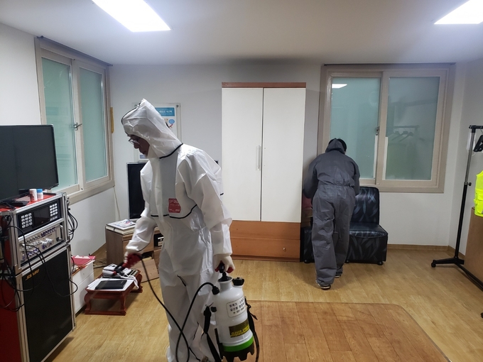 안양시가 경로당 본격 개방에 앞서 이달 한 달 동안 시설 전반을 점검한다.(사진=안양시 제공)